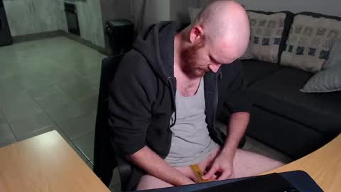 creambater online show from 20, 4, 2026