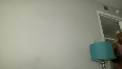 Snapshot of creame_sensation chatting on 6, 5, 2026 PHANTOMTARGARYENXXX online show from 6, 5, 2026