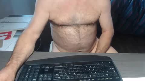 Creamormilk online show from 24, 9, 2025