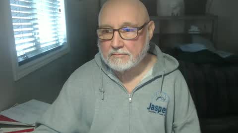 Creamormilk online show from 4, 12, 2025