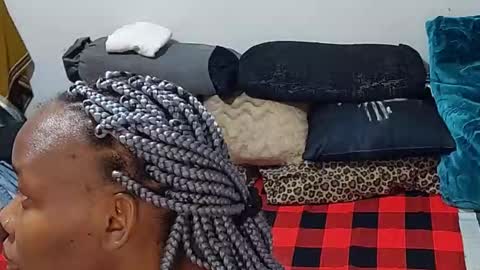 creamyhub online show from 18, 10, 2025