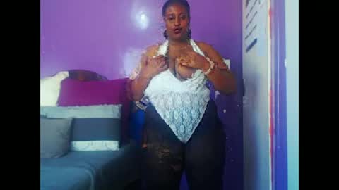 CreamyLea online show from 23, 6, 2026