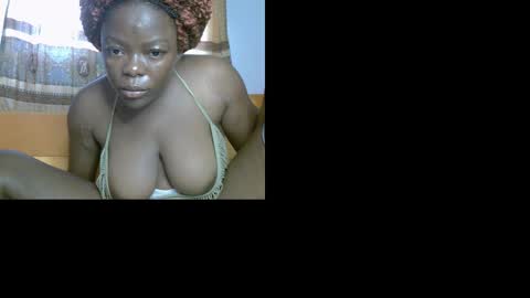Snapshot of creamypussyxx chatting on 18, 11, 2025 creamypussyxx online show from 18, 11, 2025