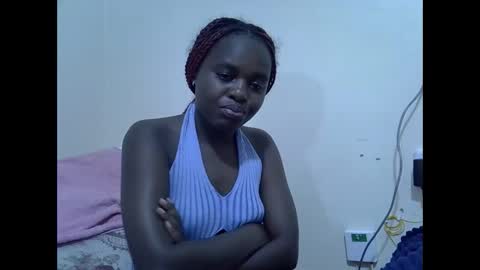 creamyypussyy online show from 28, 3, 2026