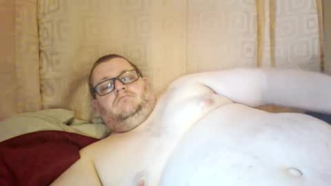 Snapshot of creeeping_death chatting on 19, 3, 2026 The hopeless romantic online show from 19, 3, 2026