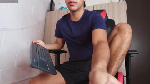 Snapshot of crh58_ chatting on 18, 2, 2026 crh58_ online show from 18, 2, 2026