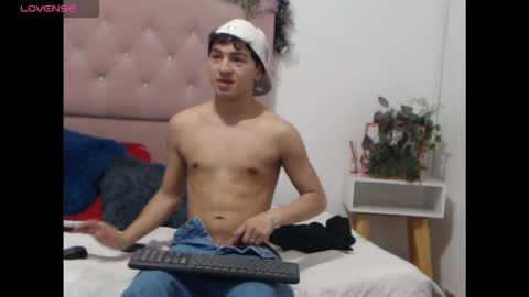 Snapshot of criissfer chatting on 2, 3, 2026 criissfer online show from 2, 3, 2026