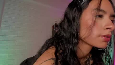 Snapshot of cris_roberts chatting on 11, 7, 2026 Cris Roberts online show from 11, 7, 2026