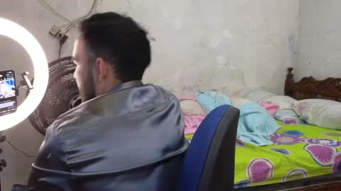 cris_simons online show from 31, 12, 2024