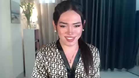 Snapshot of cris_slut08 chatting on 25, 10, 2025 my beautiful cris online show from 25, 10, 2025