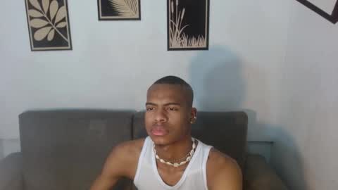 criss_zuri online show from 25, 9, 2025