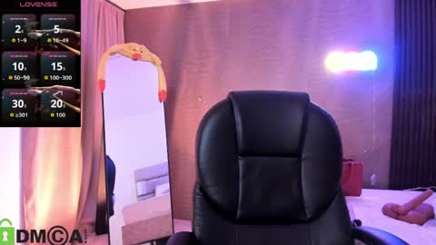 cristal__adams online show from 2, 4, 2026