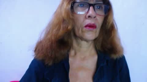 Snapshot of cristal_collins1 chatting on 5, 2, 2025 cristal_collins1 online show from 5, 2, 2025
