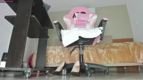 Cristal online show from 30, 1, 2025