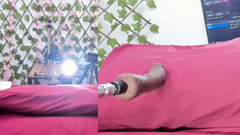 cristal_thompson_ online show from 12, 9, 2025