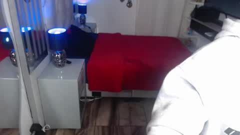Snapshot of cristalbeautiful1 chatting on 20, 7, 2026 Natalie online show from 20, 7, 2026