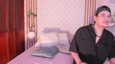 Cris  Pame online show from 26, 10, 2025