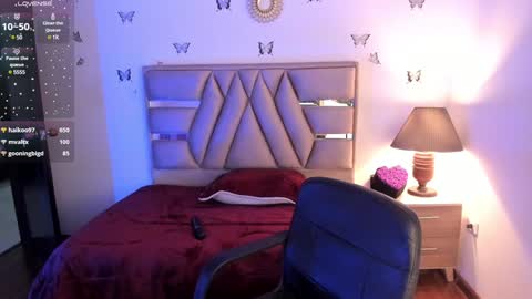 Cristina online show from 28, 1, 2025