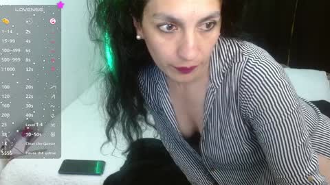 Cristina online show from 5, 1, 2025