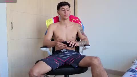 cristopher23  online show from 28, 6, 2026