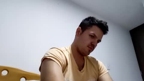 cristopher3042 online show from 8, 1, 2025