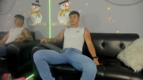 Cristopher online show from 6, 1, 2025