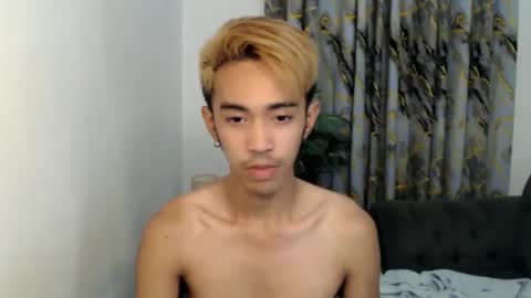 Snapshot of crocodale chatting on 21, 11, 2025 crocodale online show from 21, 11, 2025