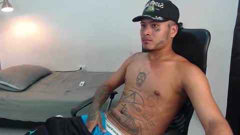 crow_black00 online show from 23, 9, 2025