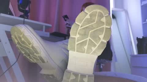 Cruel Siren online show from 26, 11, 2025