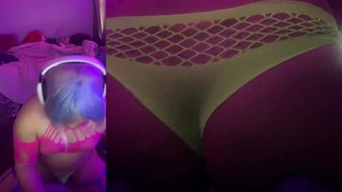 ChrysiCreambunnmommy online show from 3, 11, 2025