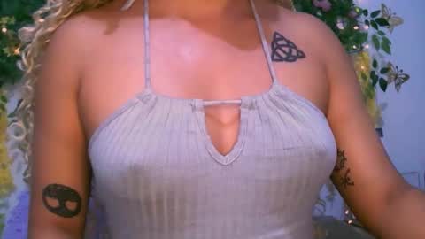 crysrus online show from 1, 12, 2025