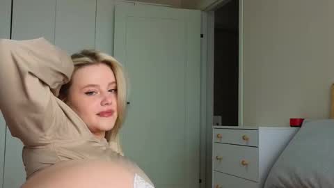 Cassie control  domi and lush  in private for free online show from 14, 9, 2025