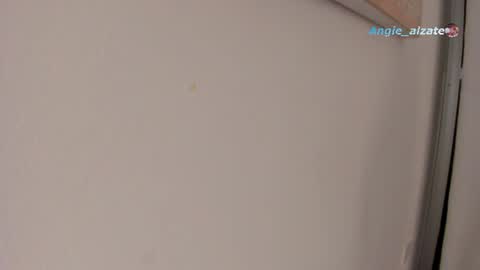 Snapshot of crystal_foster chatting on 9, 7, 2026 angie online show from 9, 7, 2026