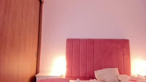  Crystal  online show from 26, 1, 2025