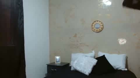 Crystal Blaze online show from 12, 3, 2025