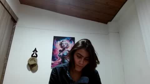 Crystal Blaze online show from 27, 5, 2026
