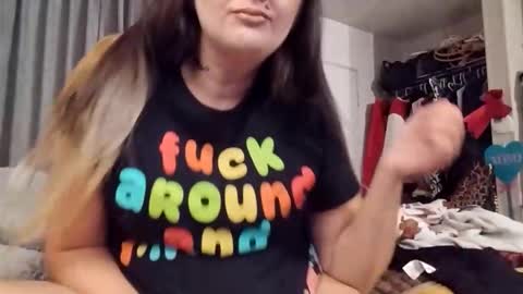 Snapshot of crystalbarbie214 chatting on 17, 1, 2026 crystalbarbie214 online show from 17, 1, 2026