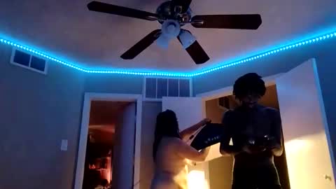 Snapshot of crystalbarbie214 chatting on 6, 4, 2026 crystalbarbie214 online show from 6, 4, 2026