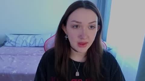 Snapshot of crystalblaze_ chatting on 6, 3, 2026 Grace online show from 6, 3, 2026