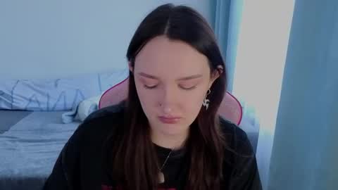 Snapshot of crystalblaze_ chatting on 14, 4, 2026 Grace online show from 14, 4, 2026