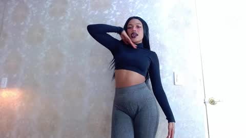 Crystal online show from 16, 9, 2025