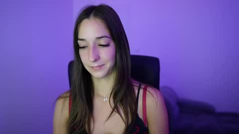 Snapshot of crystalbrunette18 chatting on 26, 5, 2026 Crystalbrunette18 online show from 26, 5, 2026