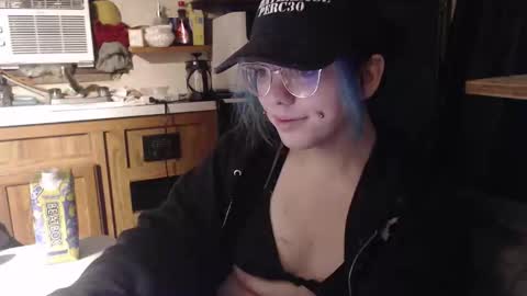 crystalcora online show from 12, 1, 2026