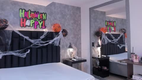 Crystal online show from 1, 11, 2025