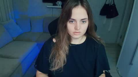 Snapshot of crystalemily chatting on 9, 1, 2026 crystalemily online show from 9, 1, 2026