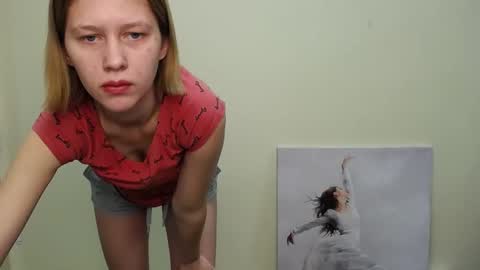 Stella online show from 4, 12, 2024