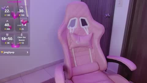 Olivia  online show from 17, 2, 2025