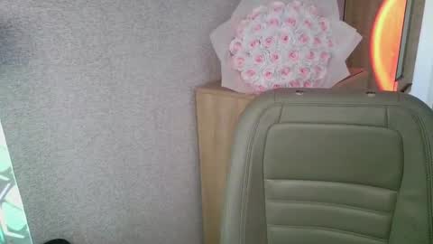 Kristina online show from 2, 1, 2025