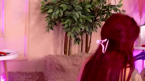 crystallred online show from 27, 2, 2026