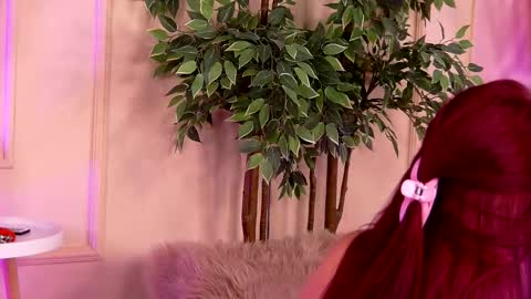 crystallred online show from 28, 2, 2026